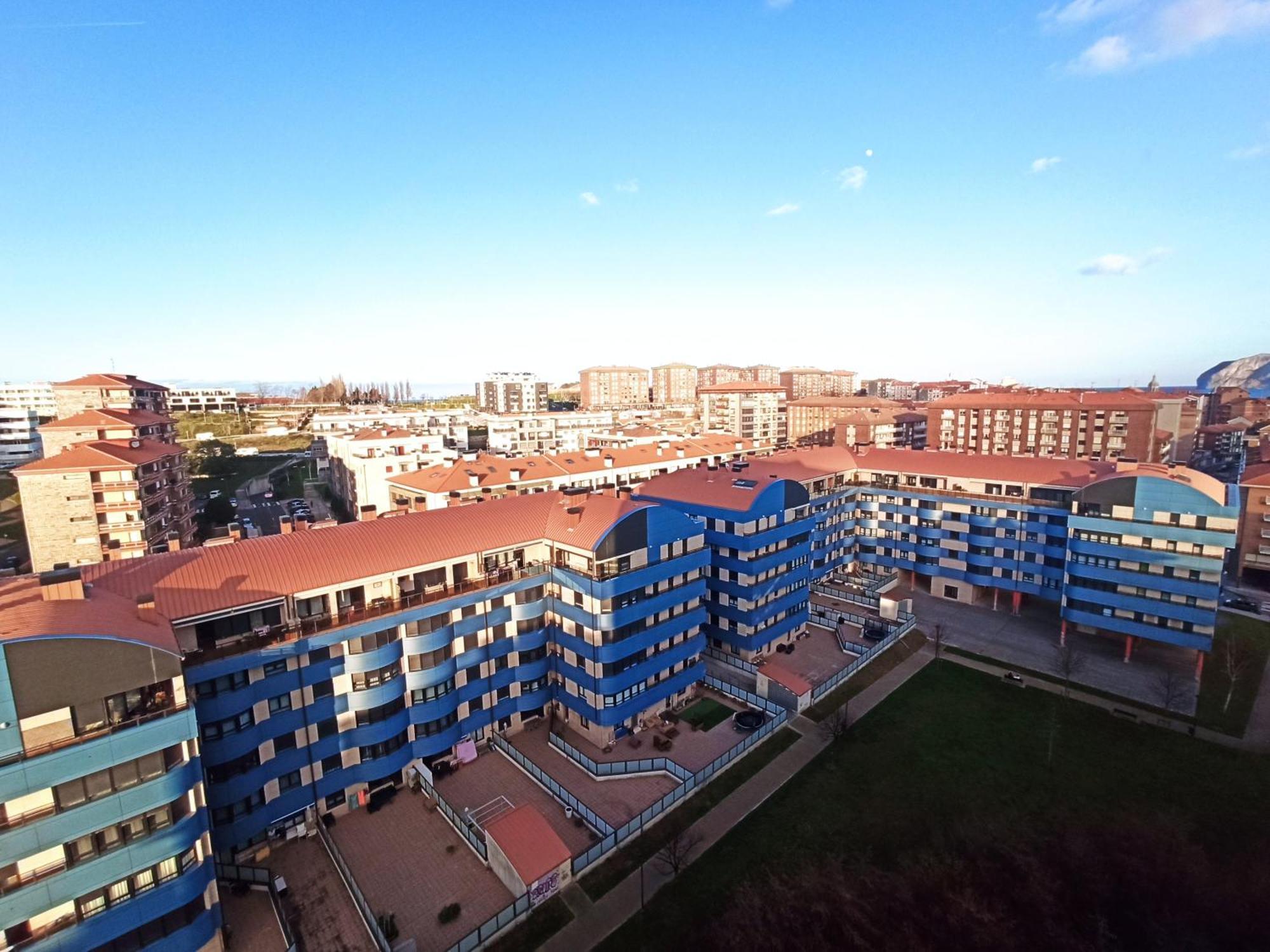 דירות ברמאו Apartamento Patxike Con Plaza De Garaje חדר תמונה