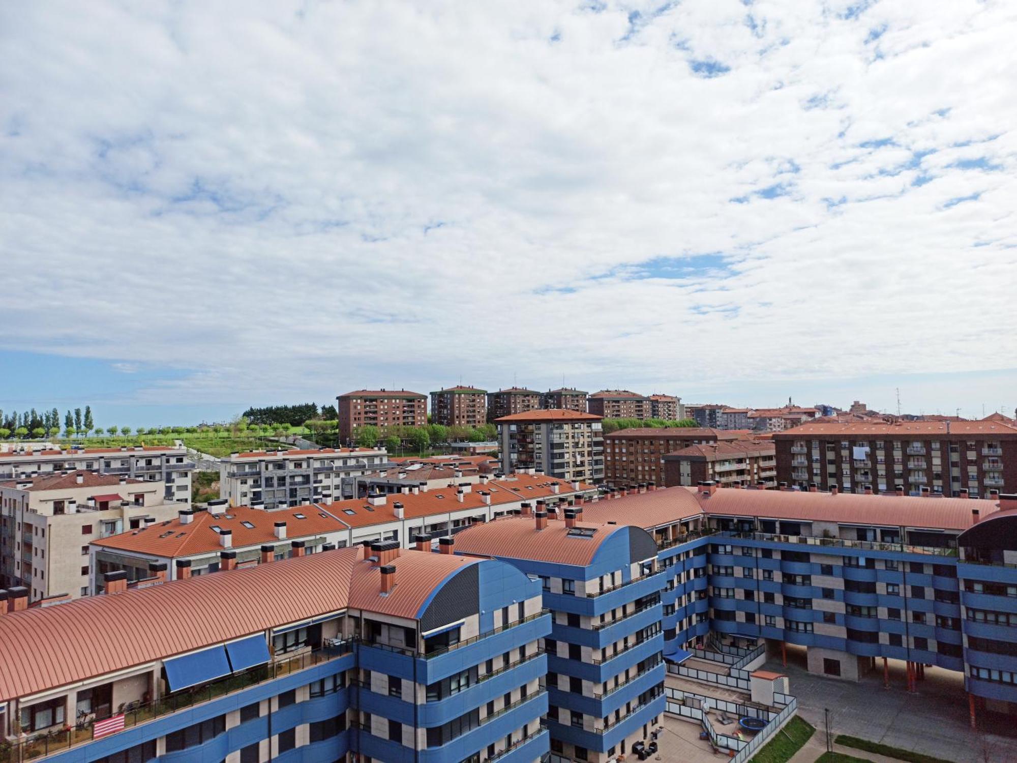 דירות ברמאו Apartamento Patxike Con Plaza De Garaje חדר תמונה